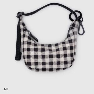 BAGGU Crescent Bag Charm- Black and White Gingham